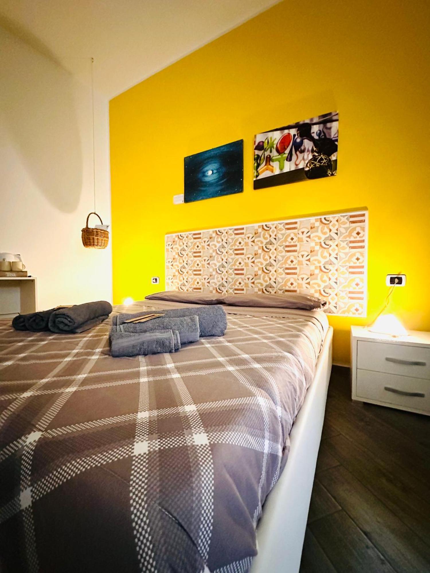 B&B Cosmoneapolitan Εξωτερικό φωτογραφία